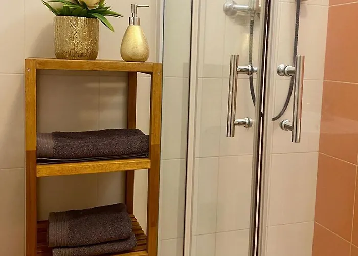 Appovel- Balkonove Апартаменты