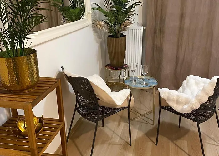 Appovel- Balkonove Апартаменты *